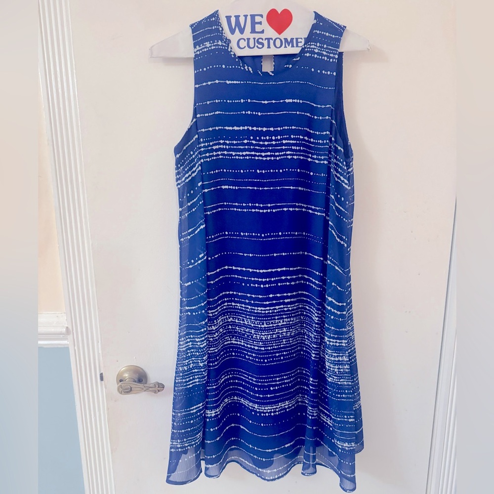 NWT TOMMY HILFIGER WOMENS A-LINE BLUE AND WHITE SHEATH DRESS LINED. SIZE 6